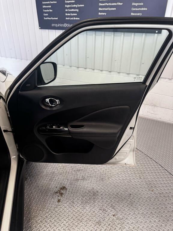 Nissan Juke 1.6 Tekna Xtronic Black #13