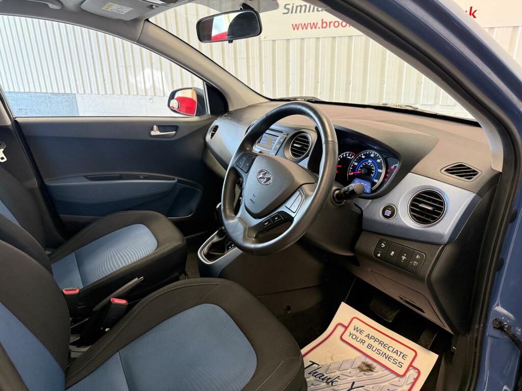 Hyundai I10 1.2 Premium White #17