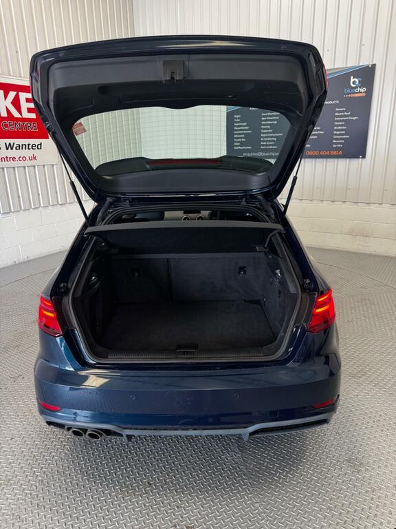 Audi A3 2.0 Tdi 184 Quattro S Line S Tronic Black #9