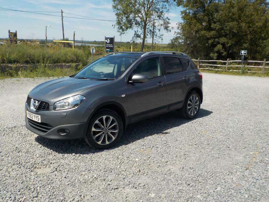 Nissan Qashqai 1.6 Tekna 2Wd Euro 5 YX62YYS Grey #2