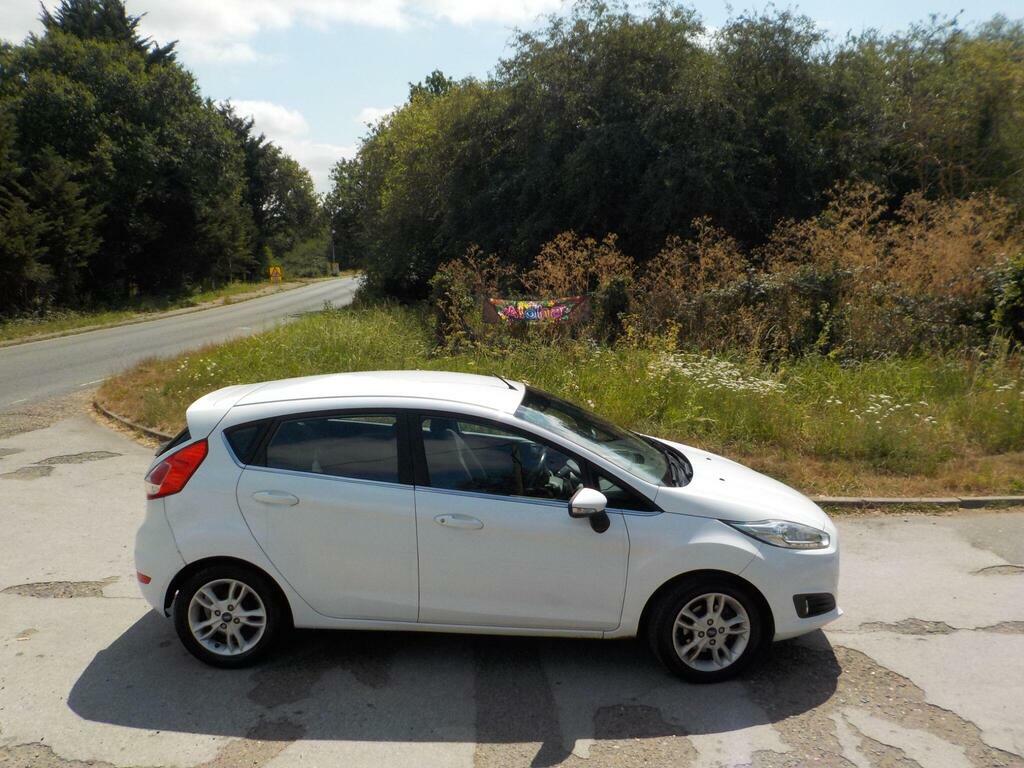 Ford Fiesta 1.0T Ecoboost Zetec Euro 6 S S White #5