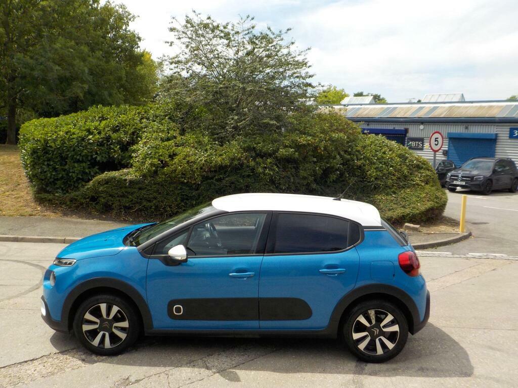Citroen C3 1.2 Puretech Flair Euro 6 KJ18GYT Blue #2