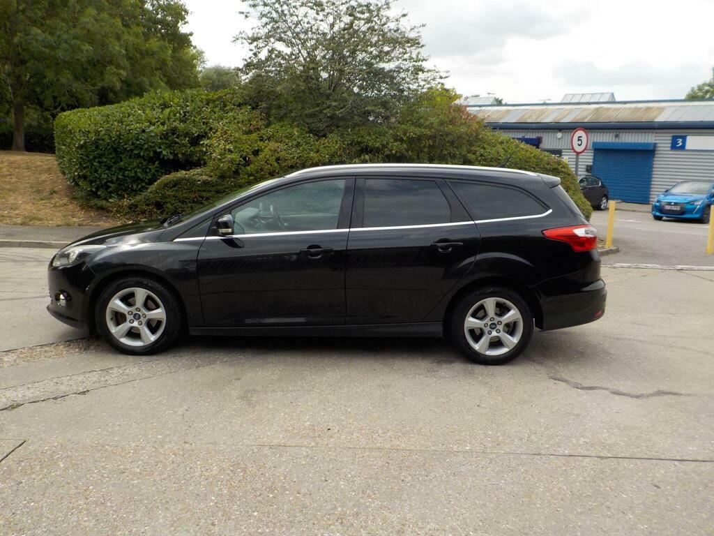 Ford Focus 1.6 Tdci Econetic Zetec Navigator Euro 5 S S BF64YLY Black #2