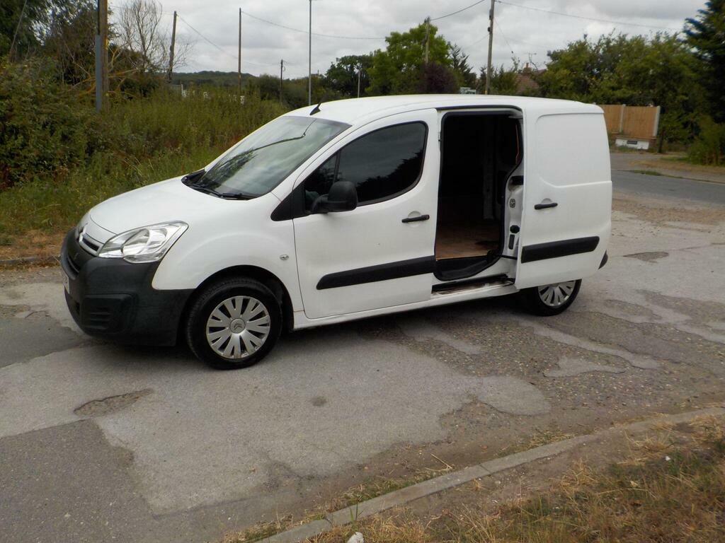 Citroen Berlingo 1.6 Bluehdi 625 Enterprise L1 LE18CVB White #4