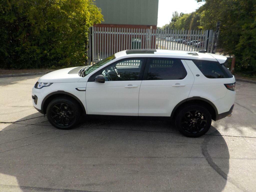 Land Rover Discovery Sport 2.0 Td4 Hse 4Wd Euro 6 S S ST18FXS White #2