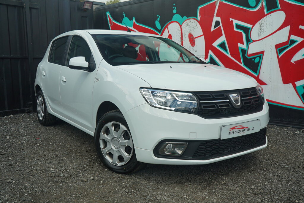 Dacia Sandero 0.9 Tce Laureate Hatchback Euro White