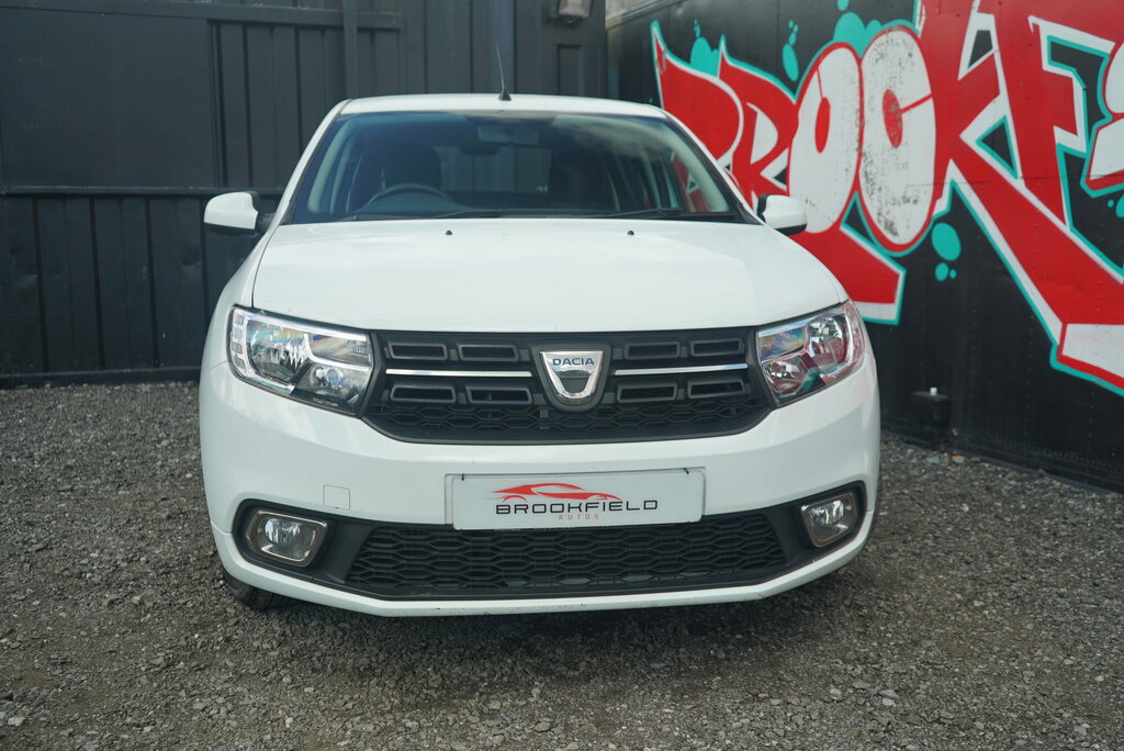 Dacia Sandero 0.9 Tce Laureate Hatchback Euro White #4