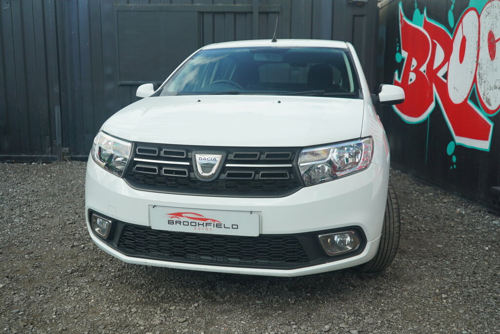 Dacia Sandero 0.9 Tce Laureate Hatchback Euro White #6