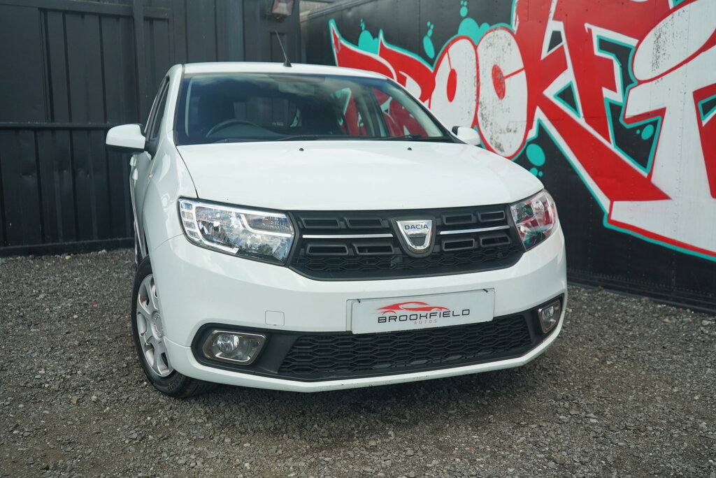Dacia Sandero 0.9 Tce Laureate Hatchback Euro White #3