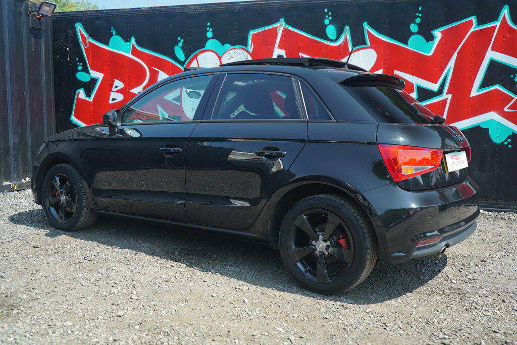 Audi A1 1.6 Tdi Se White #15