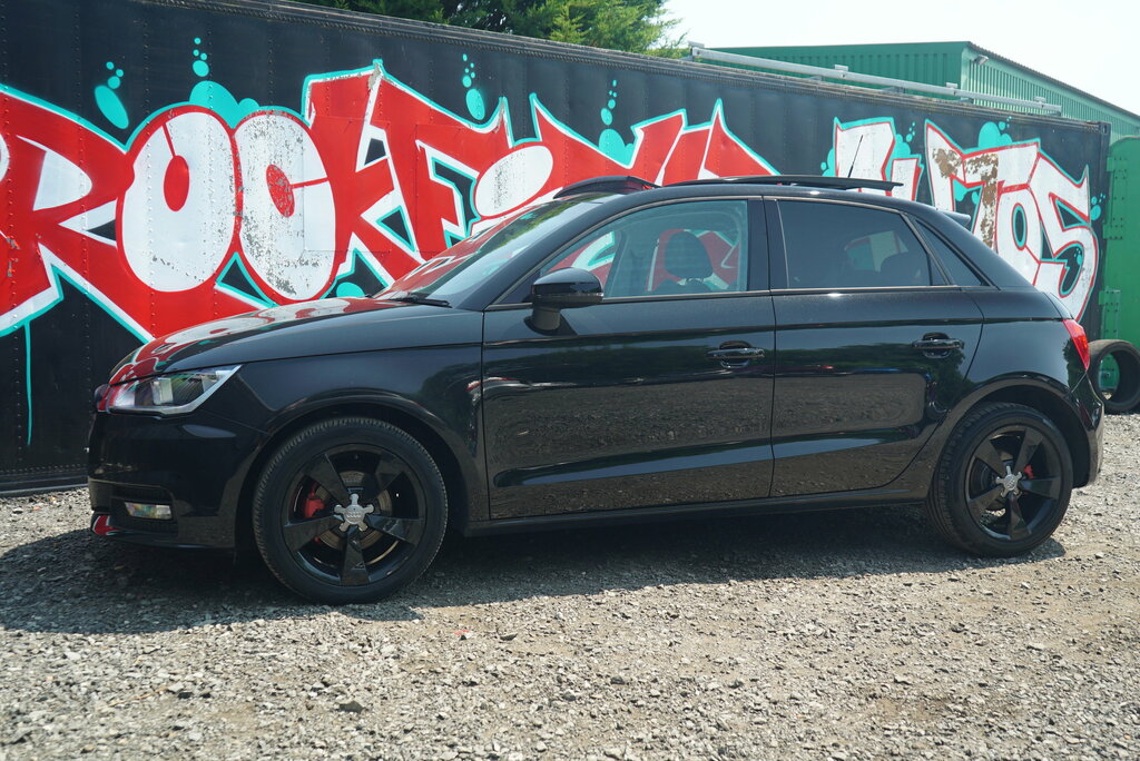 Audi A1 1.6 Tdi Se White #10