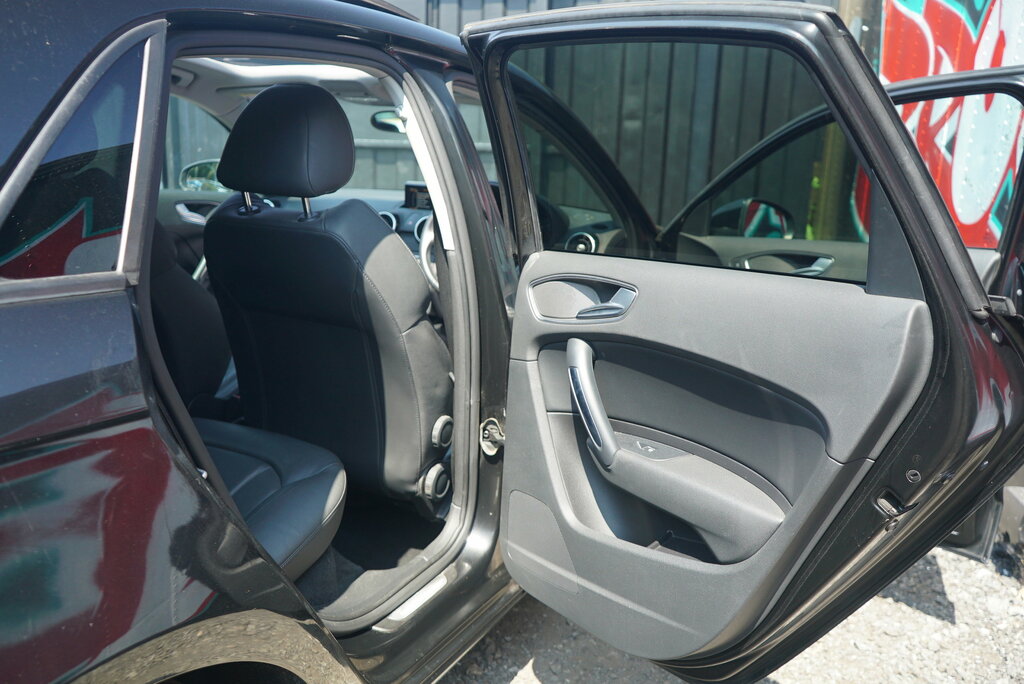 Audi A1 1.6 Tdi Se White #59