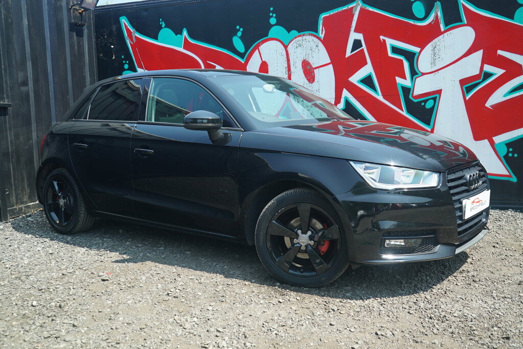 Audi A1 1.6 Tdi Se White #34