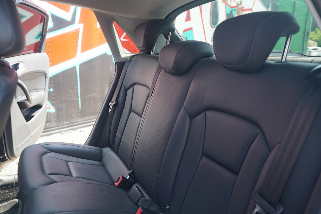 Audi A1 1.6 Tdi Se White #77