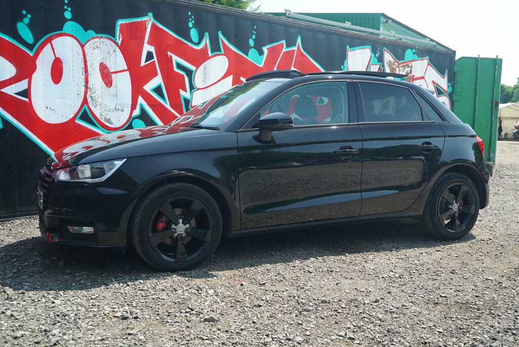 Audi A1 1.6 Tdi Se White #99