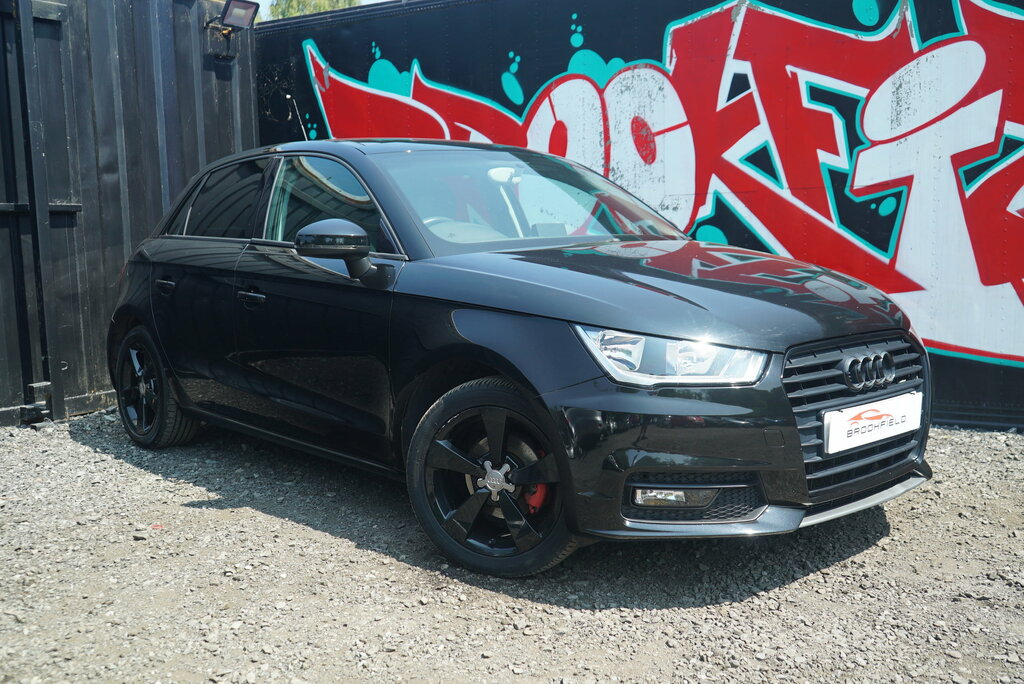 Audi A1 1.6 Tdi Se White #35