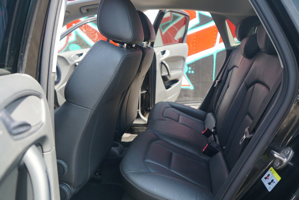 Audi A1 1.6 Tdi Se White #74