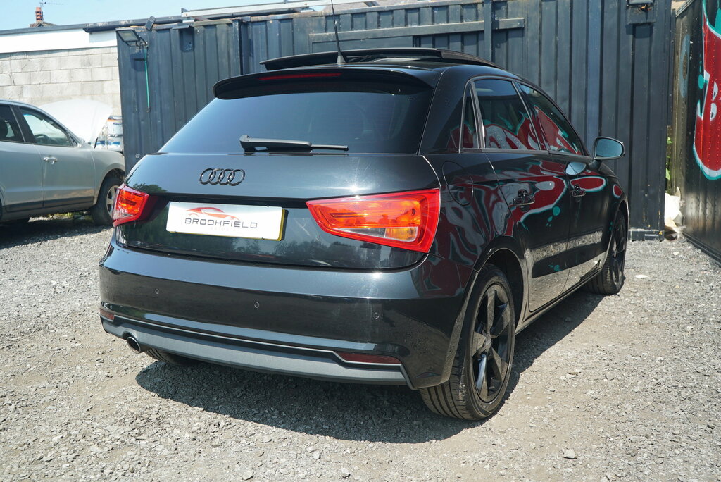 Audi A1 1.6 Tdi Se White #27