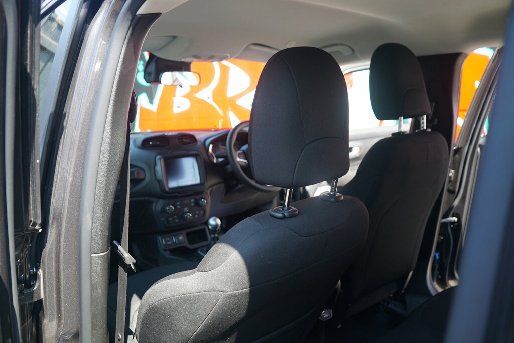 Jeep Renegade Automatic Black #81