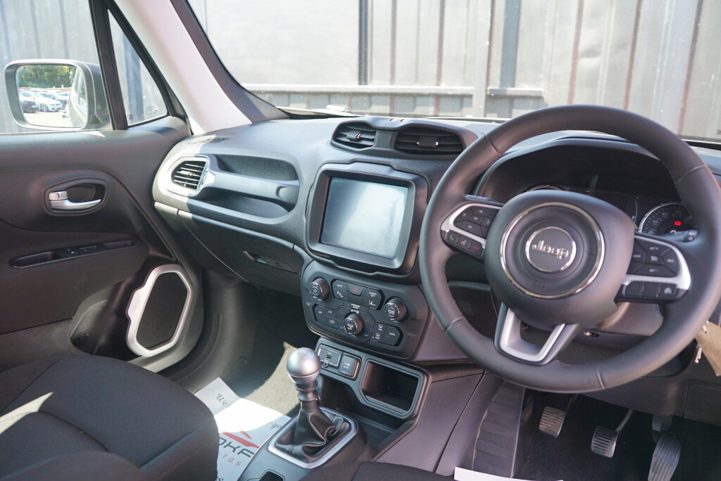 Jeep Renegade Automatic Black #69