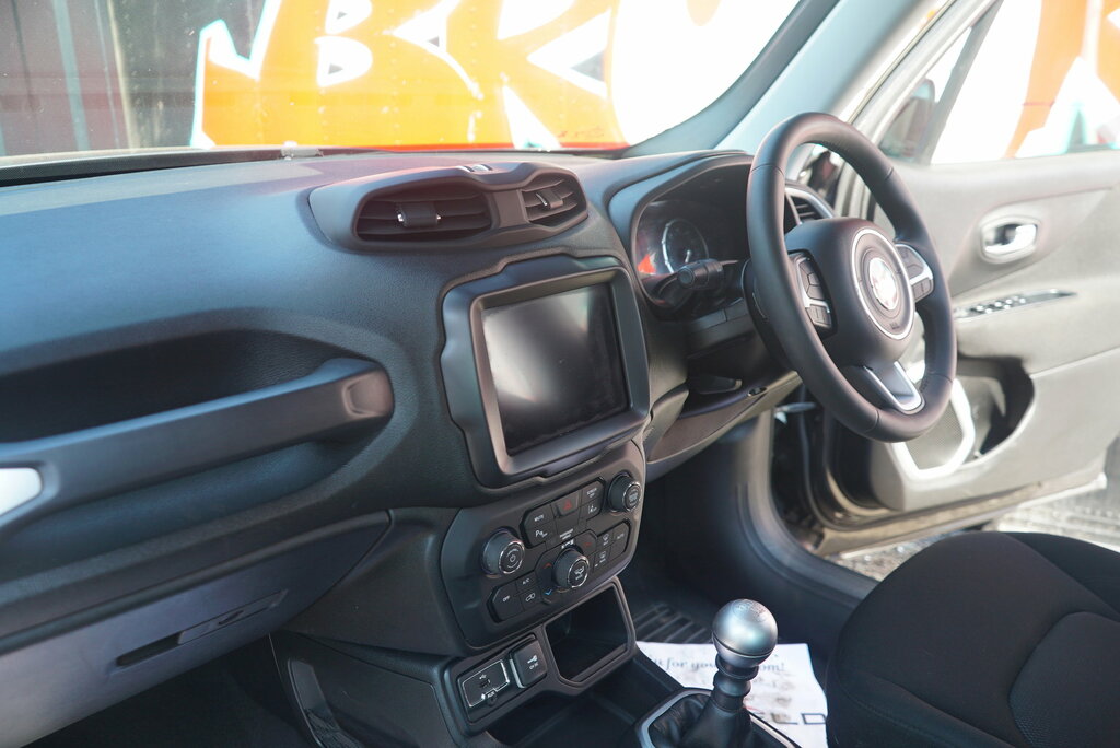 Jeep Renegade Automatic Black #96