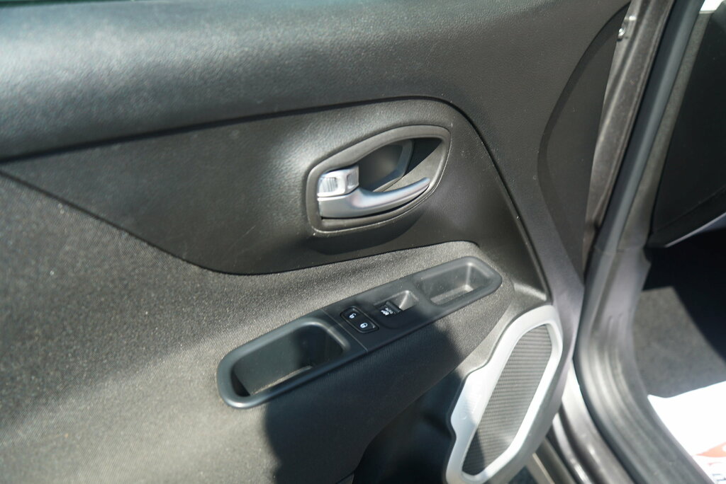 Jeep Renegade Automatic Black #87