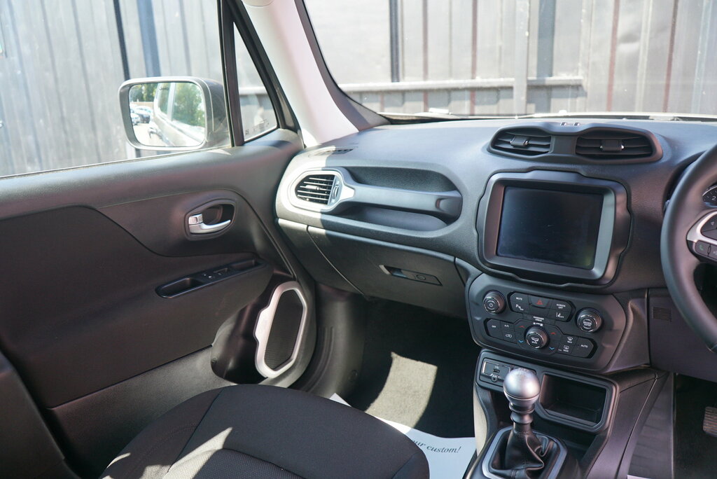 Jeep Renegade Automatic Black #71