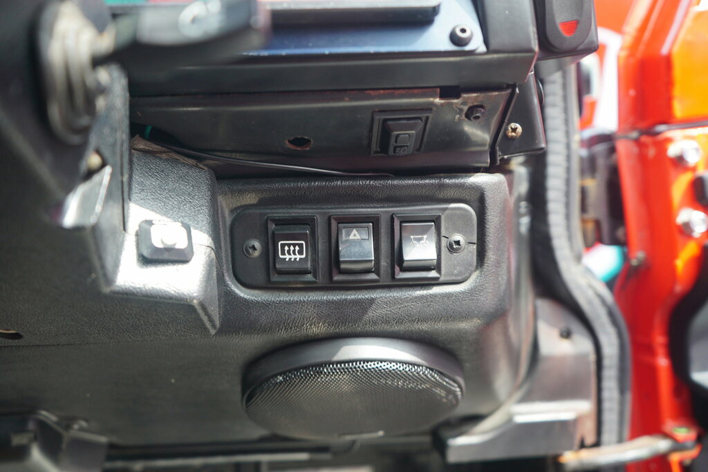 Land Rover Defender 90 County Black #44