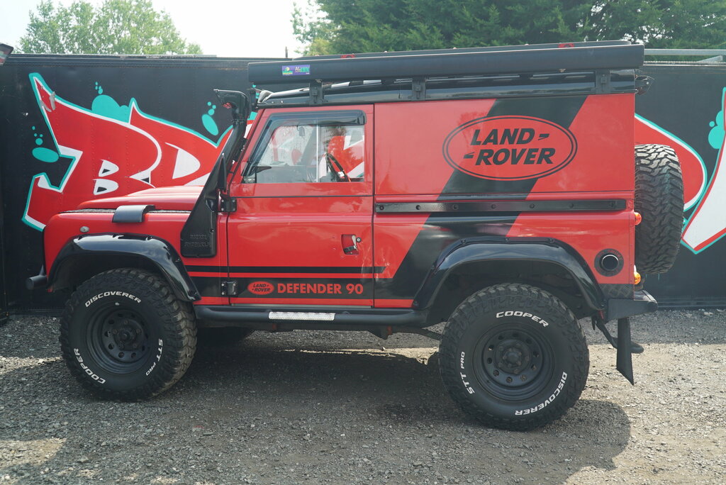 Land Rover Defender 90 County Black #12
