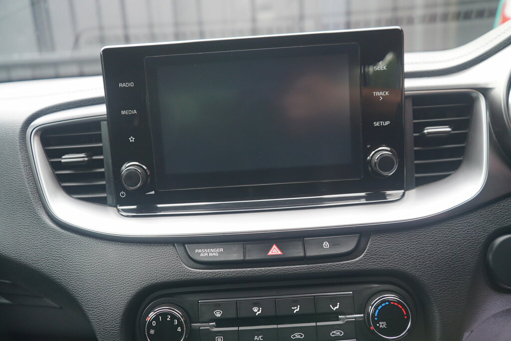 Kia Ceed 1.4 T-gdi Gt-line Lunar Edition Silver #58