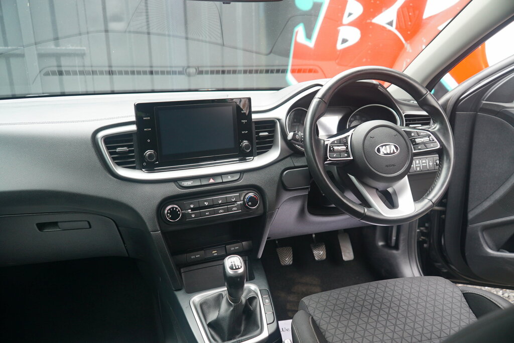 Kia Ceed 1.4 T-gdi Gt-line Lunar Edition Silver #86
