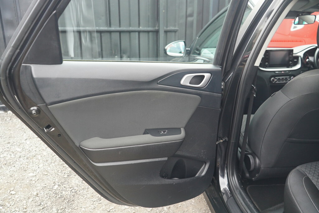Kia Ceed 1.4 T-gdi Gt-line Lunar Edition Silver #76