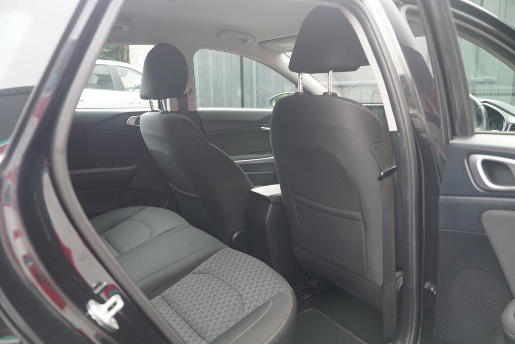 Kia Ceed 1.4 T-gdi Gt-line Lunar Edition Silver #65