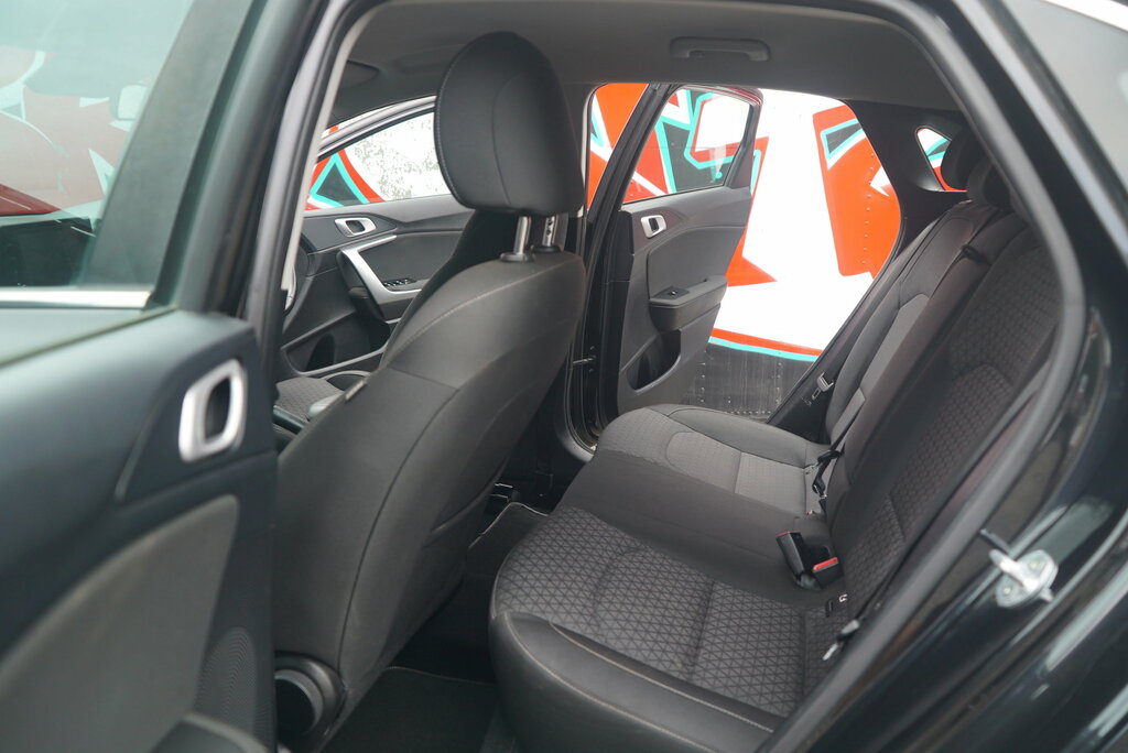Kia Ceed 1.4 T-gdi Gt-line Lunar Edition Silver #79