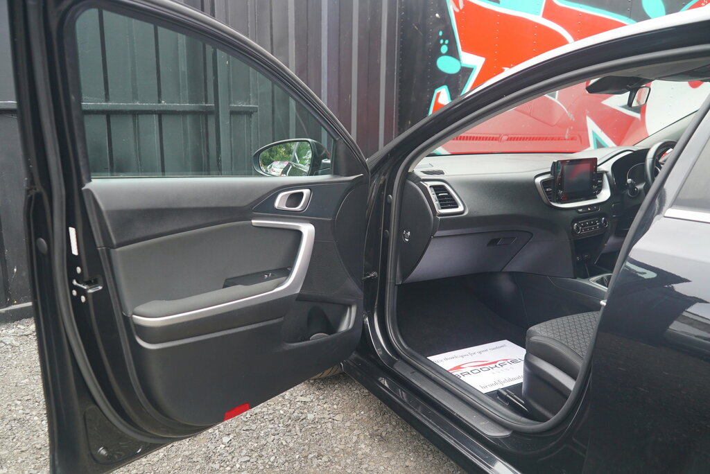 Kia Ceed 1.4 T-gdi Gt-line Lunar Edition Silver #88