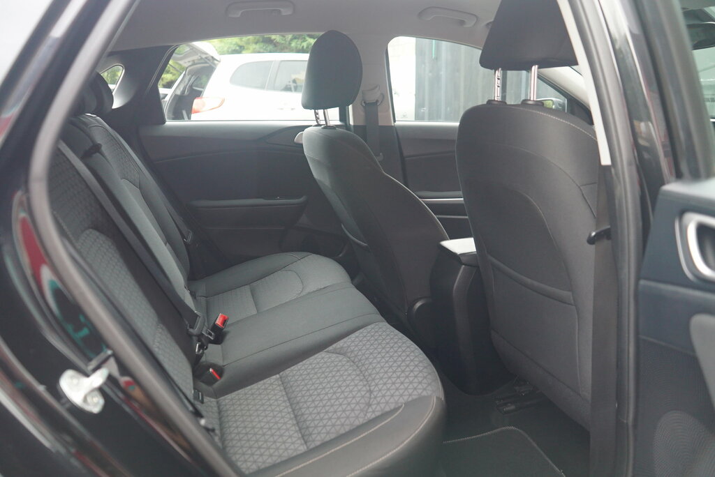 Kia Ceed 1.4 T-gdi Gt-line Lunar Edition Silver #66