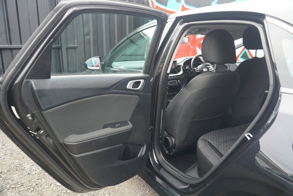 Kia Ceed 1.4 T-gdi Gt-line Lunar Edition Silver #75