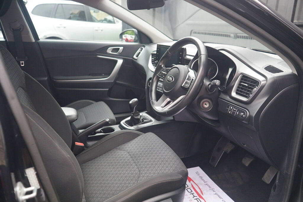 Kia Ceed 1.4 T-gdi Gt-line Lunar Edition Silver #48
