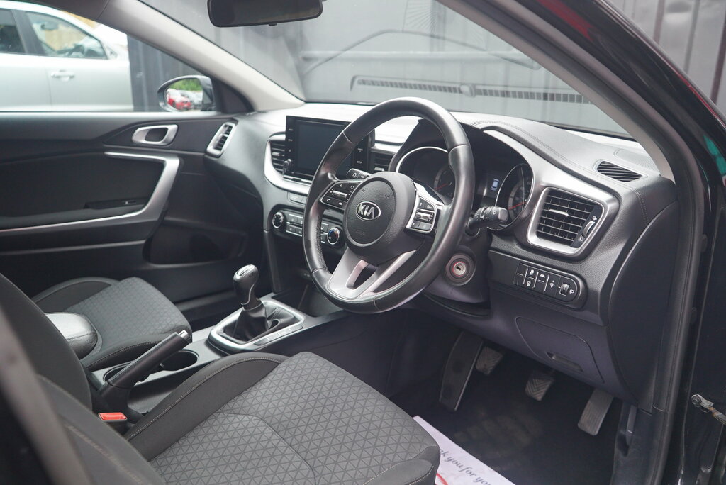 Kia Ceed 1.4 T-gdi Gt-line Lunar Edition Silver #47