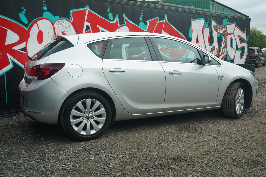 Vauxhall Astra 1.7 Cdti Ecoflex Sri Hatchback E Blue #29
