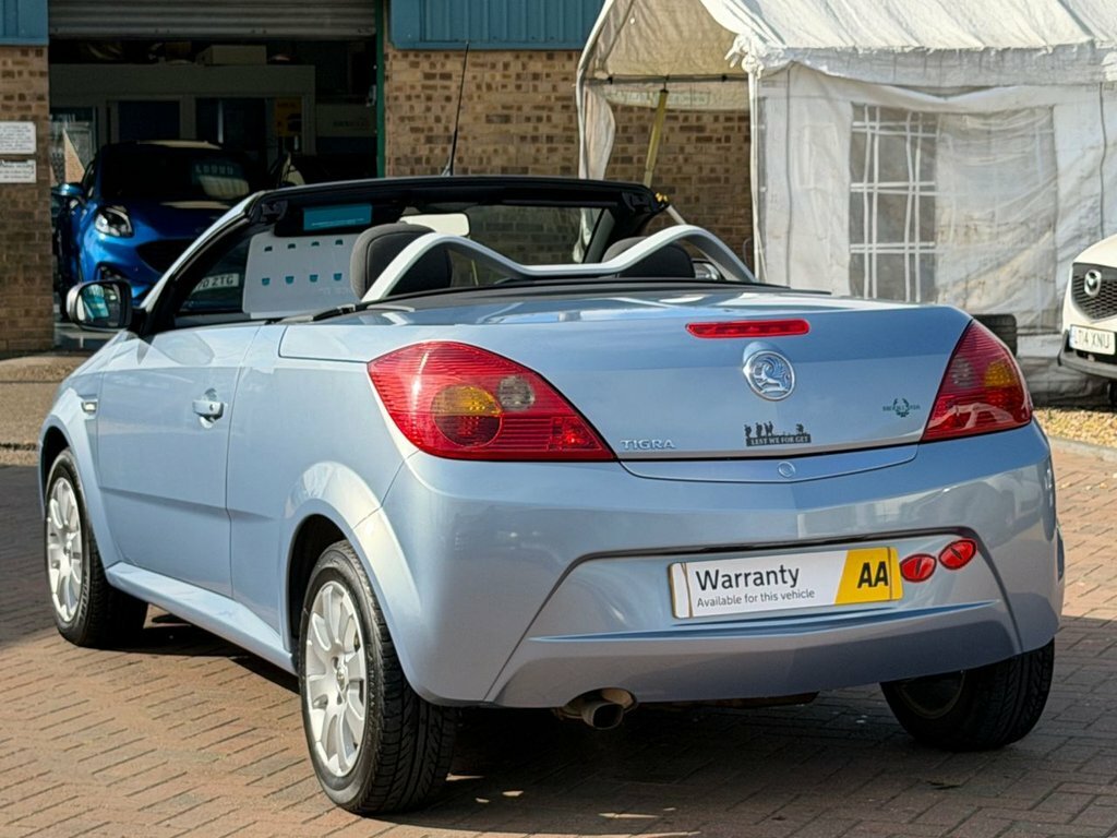 Vauxhall Tigra Convertible 1.8I 16V Exclusiv Ac 200808 Silver #33