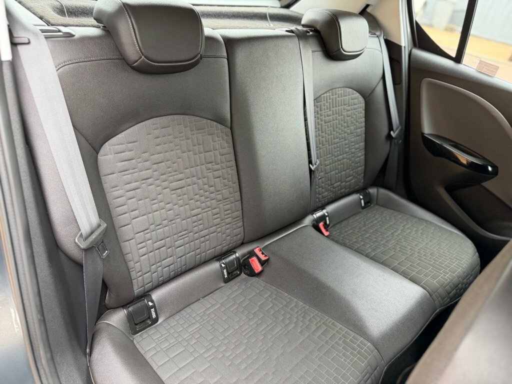 Vauxhall Corsa 1.4L Se DV16YZG Grey #5