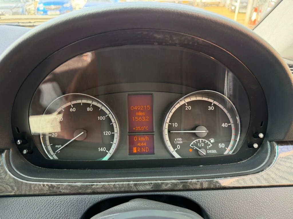 Mercedes-Benz Viano 3L Ambiente Black #5