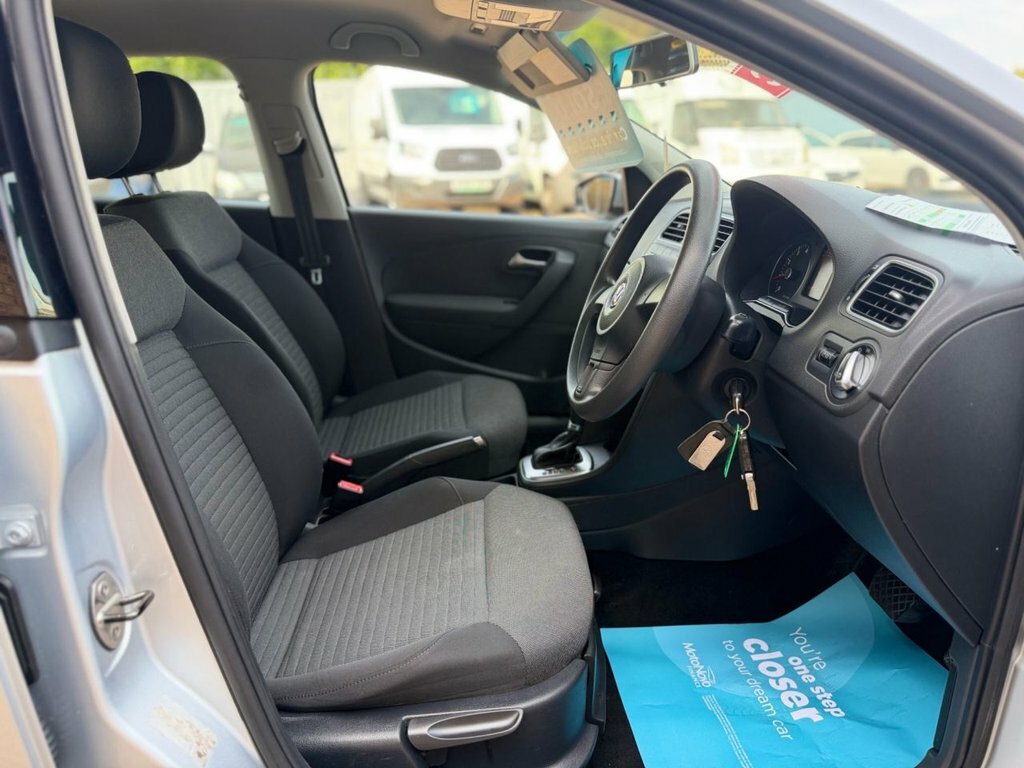 Volkswagen Polo Moda Silver #37