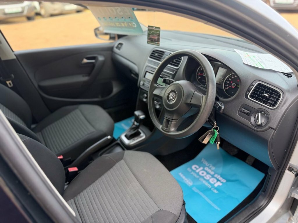 Volkswagen Polo Moda Silver #38