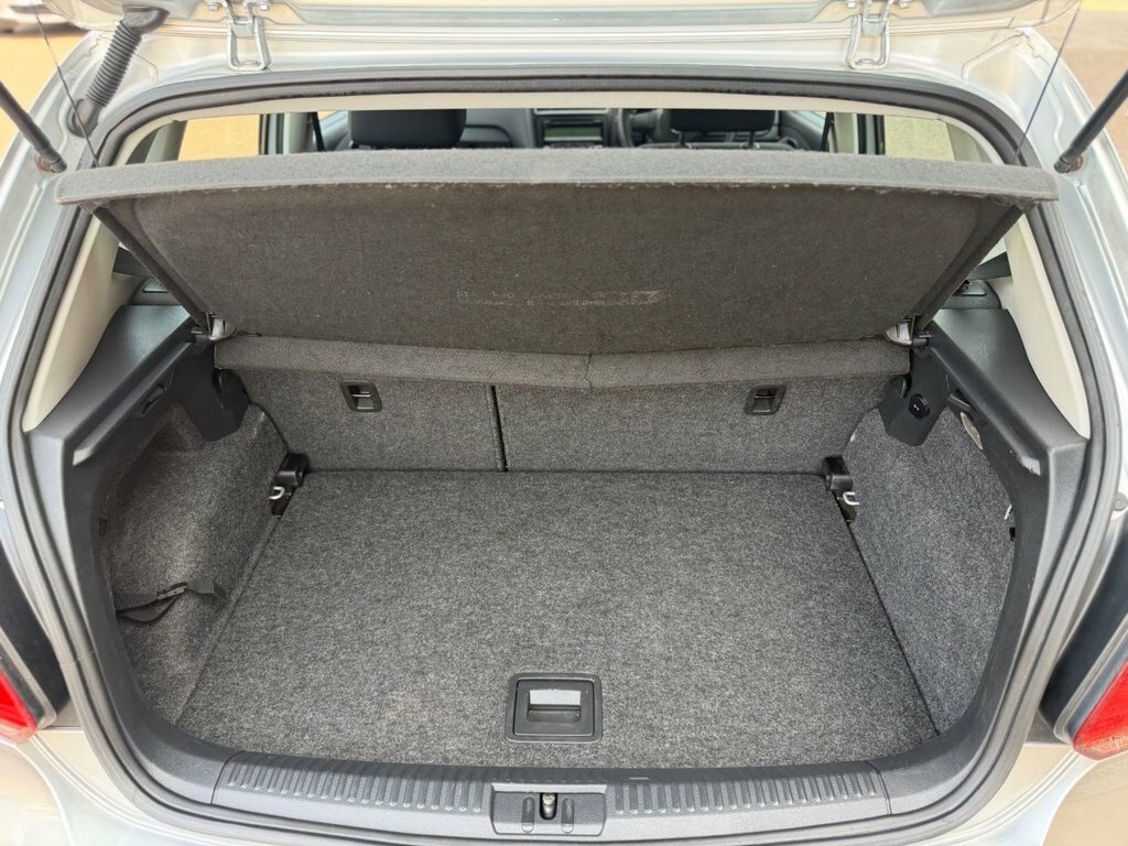 Volkswagen Polo Moda Silver #22