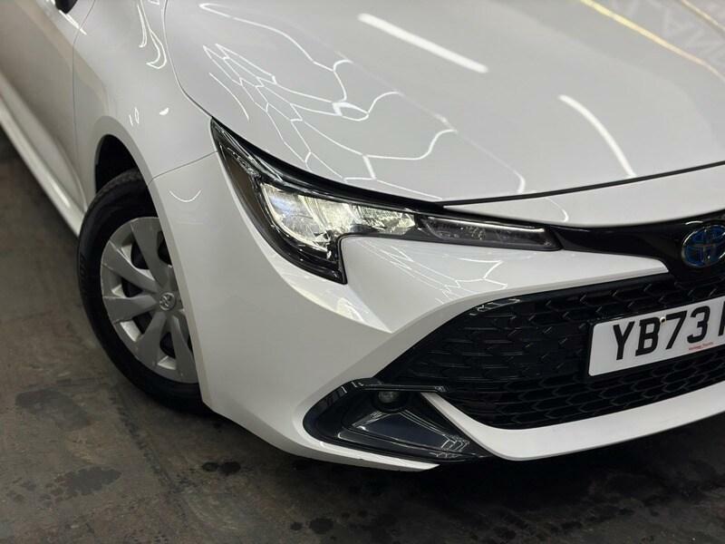 Toyota Corolla Active Stunning Example YB73KUW White #5