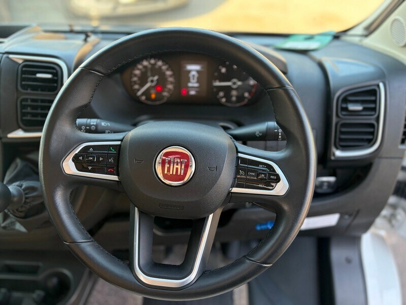 Fiat 1.2 Hybrid 48V 136 Edct-6 White #39