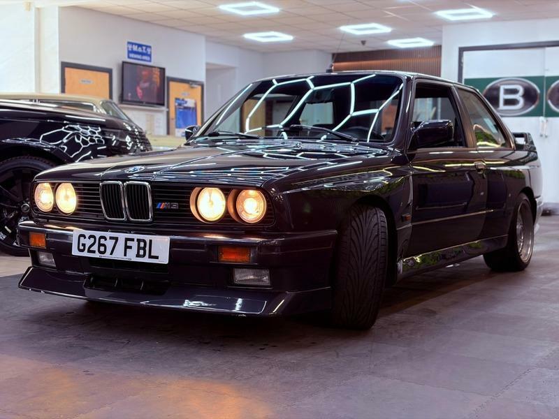 BMW M3 E30 M3 Rare Car G267FBL Black #2