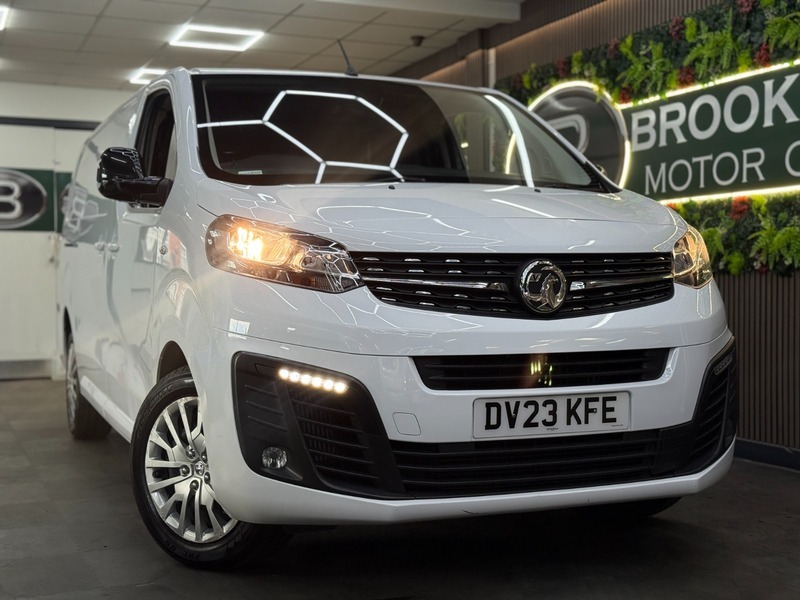 Vauxhall Vivaro L2h1 F2900 Pro Ss Sat Nav Stunning Example DV23KFE White #2
